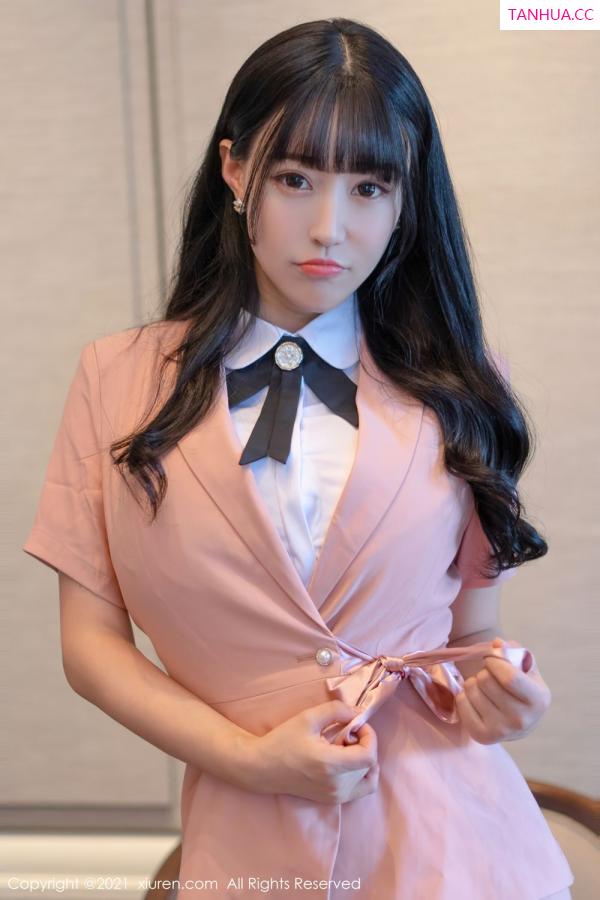朱可 barbie可儿 [XiuRen]高清写真图 2021.10.11 No.4044 朱可儿Flower第12张图片
